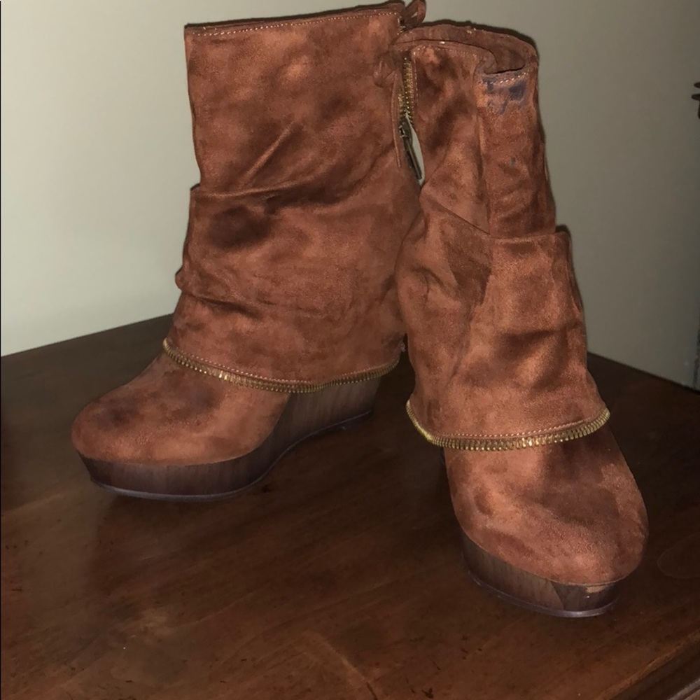 Not Rated 7.5 women’s booties
